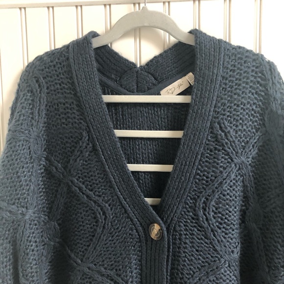 oversized chunky knit cardigan